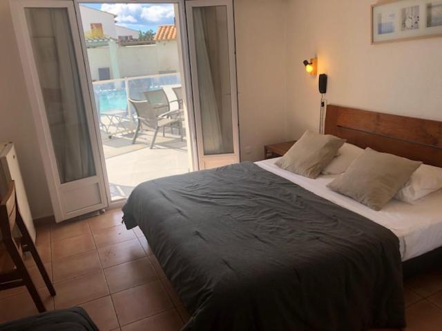 Hotel Le Bleu Marine Saintes-Maries-de-la-Mer Zewnętrze zdjęcie