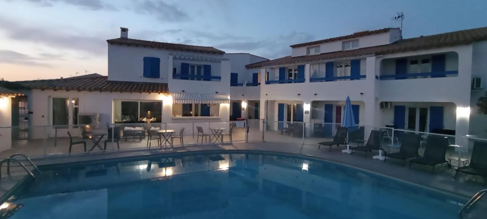 Hotel Le Bleu Marine Saintes-Maries-de-la-Mer Zewnętrze zdjęcie